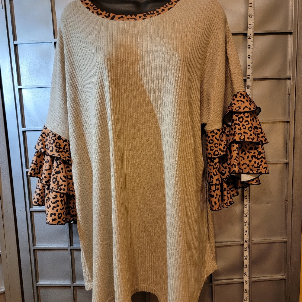 Southern Stitch XXL top